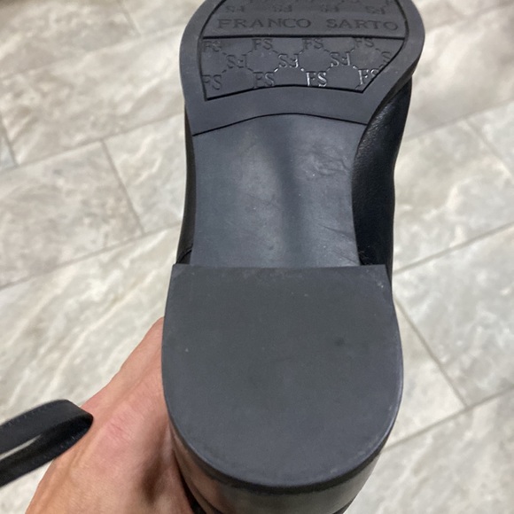 Franco sarto Black and Tan zippered boots size 6 - Picture 7 of 10